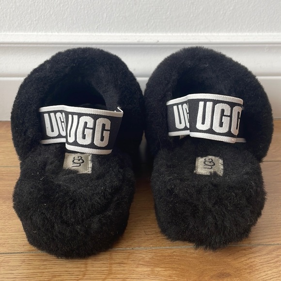 Ugg slippers - Picture 4 of 10